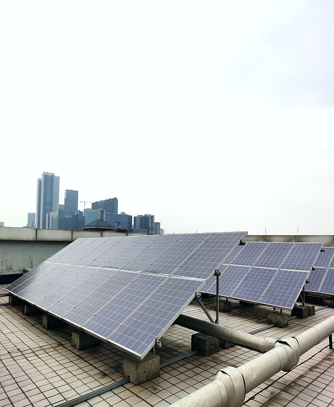 Solar plates in buildings, plazas and large offices.